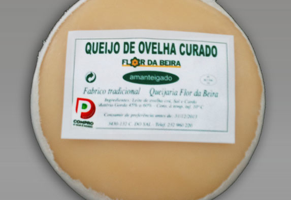 Queijo de Ovelha Curado Amanteigado